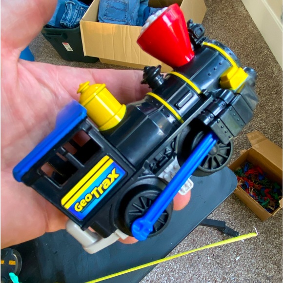 Fisher Price Geotrax Timber Town Railway Engine Train - Picture 2 of 10